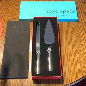 Kate Spade Grace Avenue 2 piece dessert set